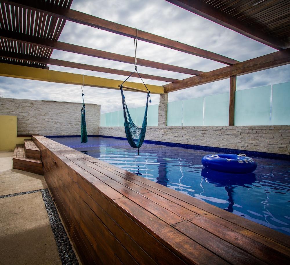 We Playa Hotel Playa del Carmen Exterior photo