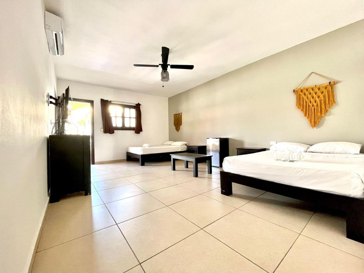 We Playa Hotel Playa del Carmen Exterior photo