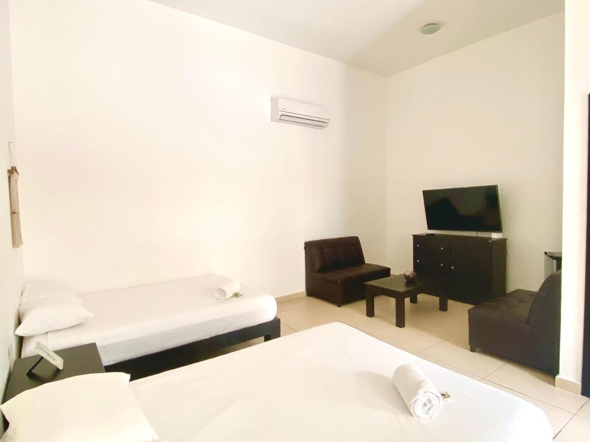 We Playa Hotel Playa del Carmen Exterior photo