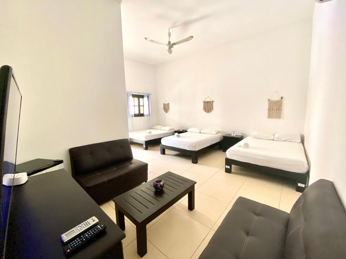 We Playa Hotel Playa del Carmen Exterior photo