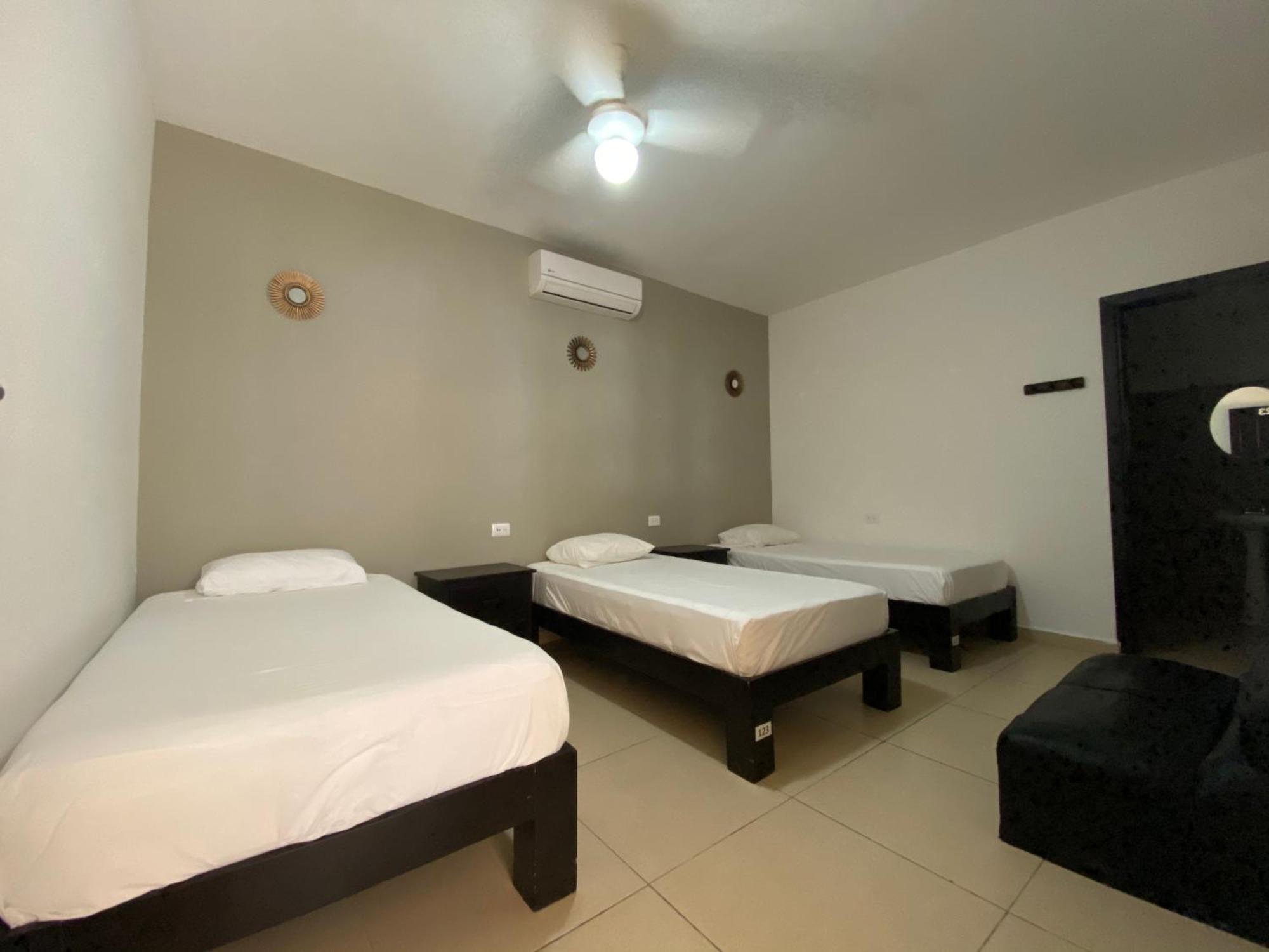 We Playa Hotel Playa del Carmen Exterior photo